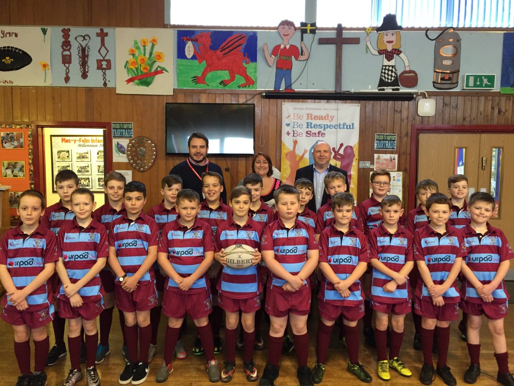 Plas-y-Felin Primary, "urpad" sponsored rugby kit
