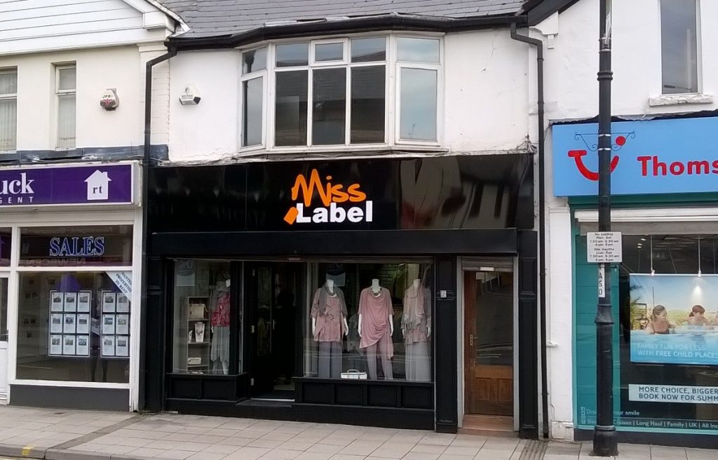 Miss Label 2 - Cropped