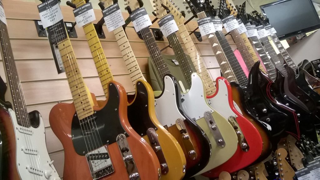 Rusty's Guitars & Retro Store - 3